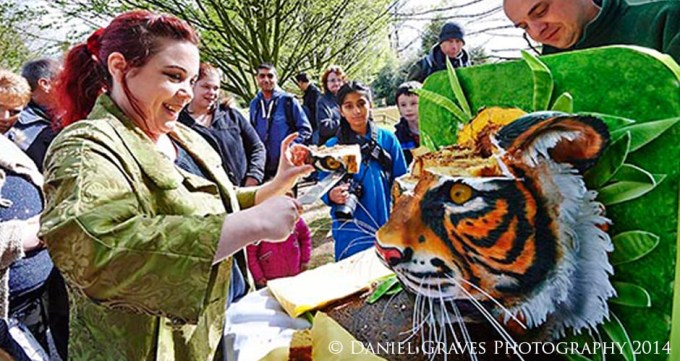 annabel tiger slider 4